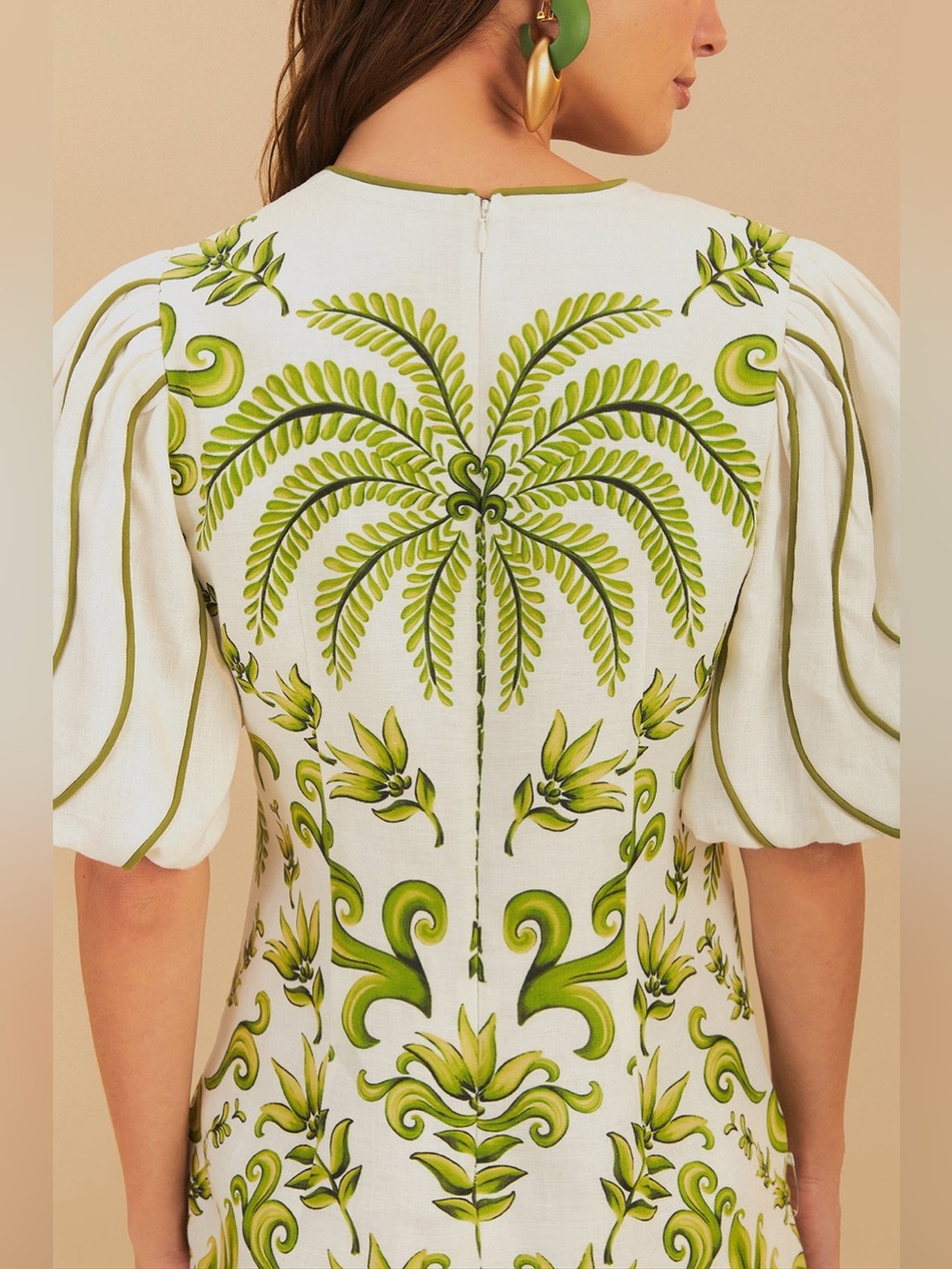 Farm Rio: Off-White Milani V Neck Mini Dress - Picture 3 of 12